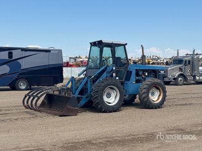 Ford New Holland Bi-Directional Tractor