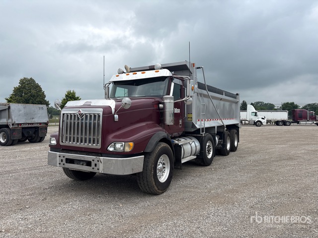 2016 International 5900i 8x4 Tri/A Dump Truck