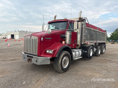 2012 Kenworth T800 8x4 Tipper Truck