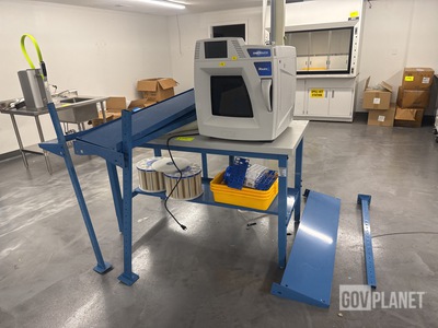 CEM MARS 6 230/60 Microwave Digestion System w/Workbench