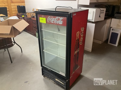True GDM-10 Cooler