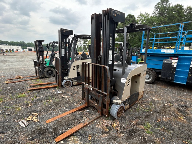 Crown RC5545-40 Electric Forklift