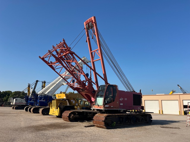 2002 Manitowoc 555 150 ton Lattice-Boom Crawler Crane