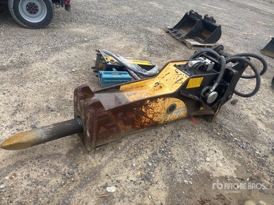 Soosan SQ70 Digging Hydraulic Breaker
