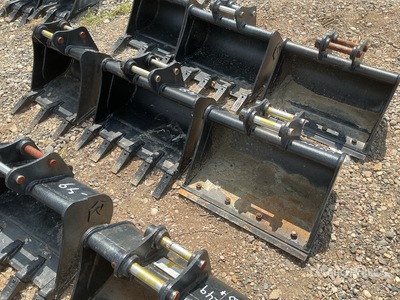 Quantity of (3) Excavator Bucket - Fits Sany SY16 (Unused)