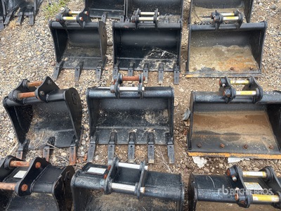 Quantity of (3) Digging Excavator Bucket - Fits Sany SY16 (Unused)