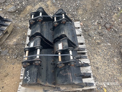 Quantity of (4) 24 in Digging Excavator Bucket - Fits Sany SY16 (Unused)
