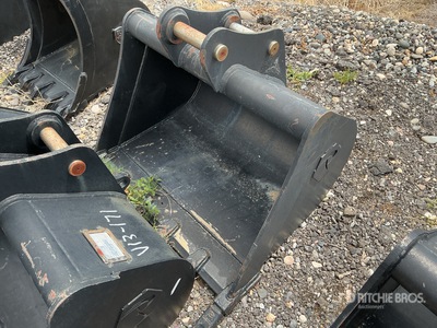 Prosource  36 in .28 cyd Digging Excavator Bucket - Fits Sany SY50 (Unused)