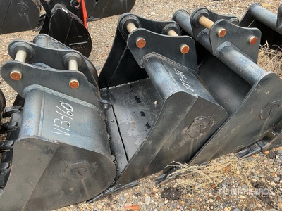 Prosource  36 in .28 cyd Digging Excavator Bucket - Fits Sany SY50 (Unused)