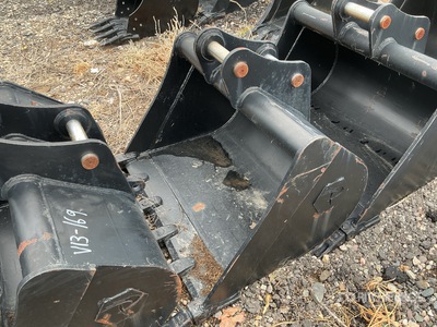 Prosource  36 in .28 cyd Digging Excavator Bucket - Fits Sany SY50 (Unused)