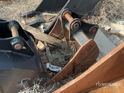 Sany 24 in Cleanup Excavator Bucket - Fits Sany SY60