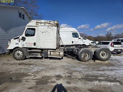 2019 Freightliner Cascadia T/A Sleeper Truck Tractor