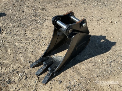 Sany 12 in Digging Excavator Bucket - Fits Sany SY35 (Unused)