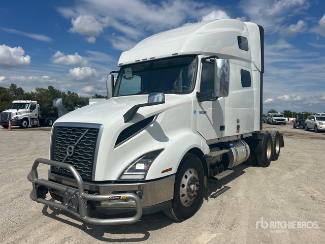 2023 Volvo VNL760 6x4 T/A Sleeper Truck Tractor
