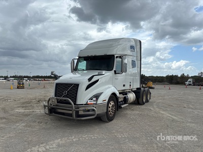2023 Volvo VNL760 6x4 T/A Sleeper Truck Tractor