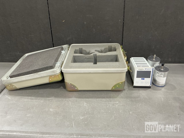 Inficon VGC402 Vacuum Gauge Controller