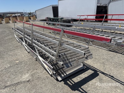 2019 Safesmart 15AS1836-OT Adjustastair 18-Step 15'x3'