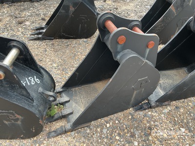 Prosource  18 in .17 cyd Digging Excavator Bucket - Fits Sany SY60 (Unused)