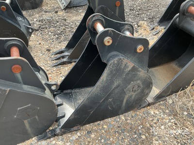 Prosource  18 in .17 cyd Digging Excavator Bucket - Fits Sany SY60 (Unused)