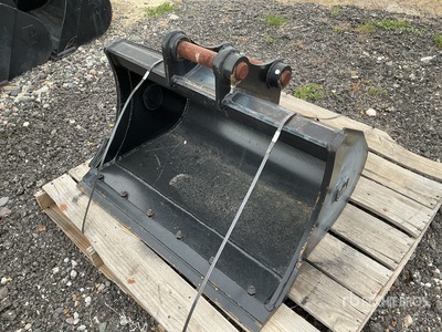 Sany 36 in Cleanup Excavator Bucket - Fits Sany SY60 (Unused)