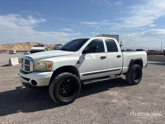 2006 Dodge 3500 4x4 Crew Cab Pickup