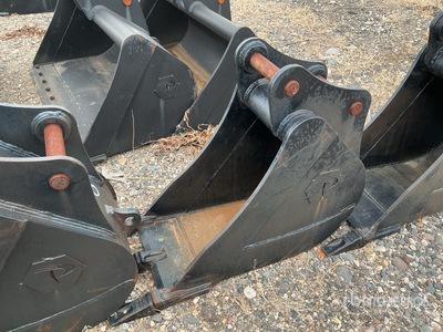 Prosource  18 in .22 cyd Digging Excavator Bucket - Fits Sany SY75/SY80 (Unused)