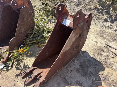11.5 in Digging Excavator Bucket