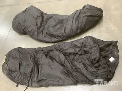 (96) Sleeping Bags
