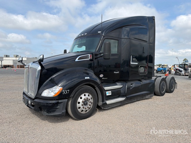 2021 Kenworth T680 6x4 T/A Sleeper Truck Tractor