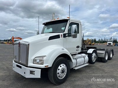 2023 Kenworth T880 8x4 Tri/A Day Cab Truck Tractor