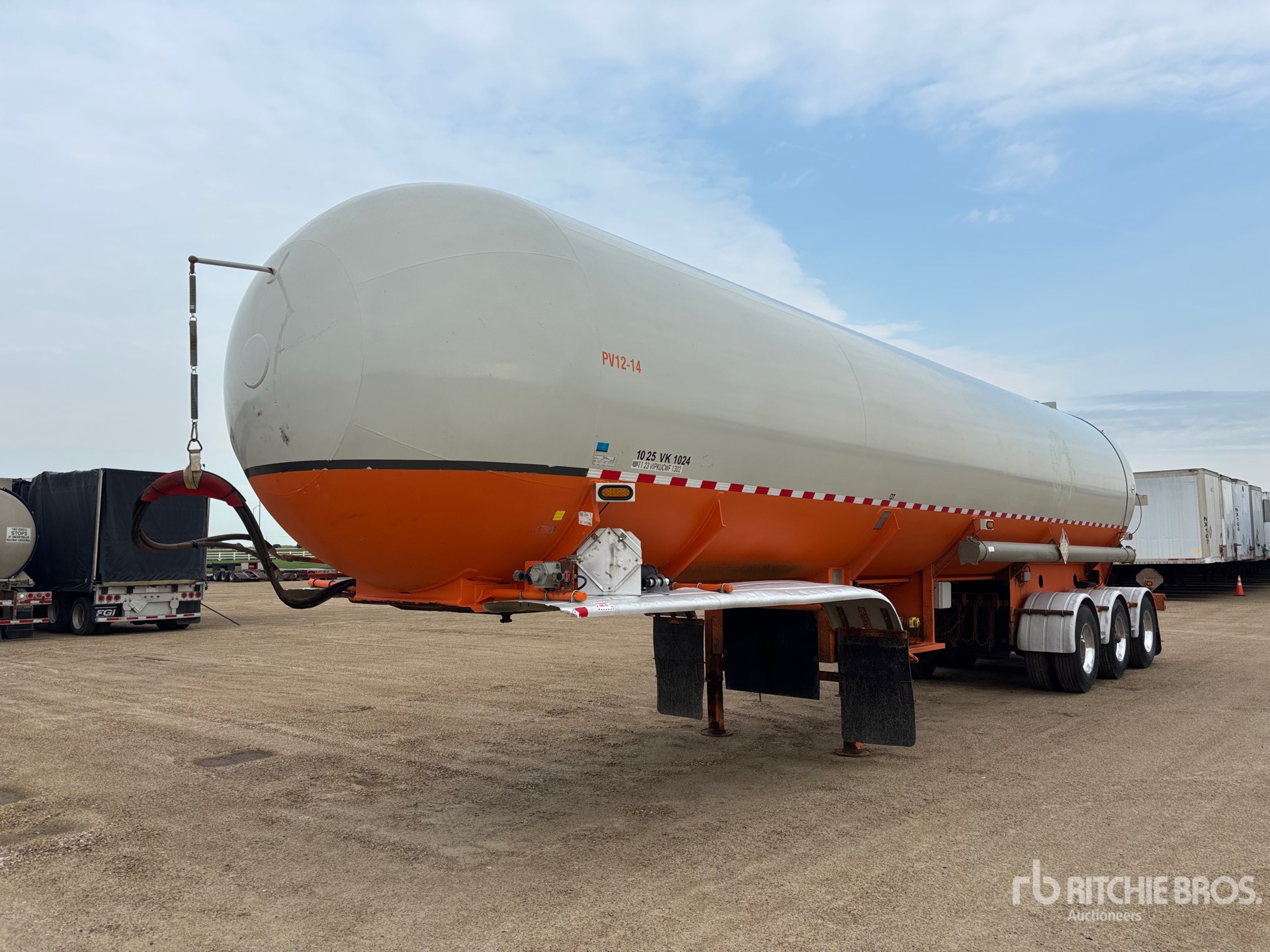 2018 Maxfield MC331 60598 L Tri/A Tanker Trailer