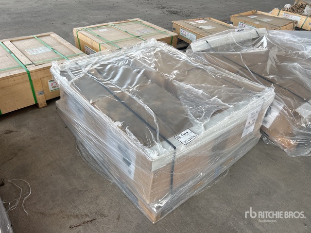 Quantity of (4) Mr. Heater 60,000 BTU Forced Air Space Heater