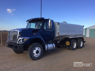 2014 International 7000 3400 gal 6x4 7400 SBA Work Star Autocarro per acqua