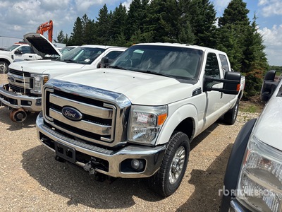 2016 Ford F-350 SD XLT 4x4 Crew Cab Pick Up