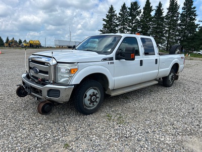 2016 Ford F-350 XL 4x4 Crew Cab Pick Up