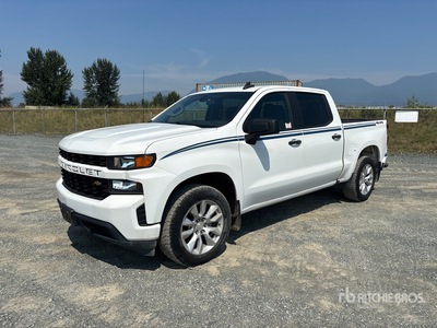 2020 Chevrolet Silverado 1500 Custom 4x4 Crew Cab Pickup