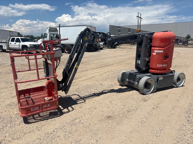 2018 Skyjack SJ30 ARJE 2WD Electric Articulating Boom Lift