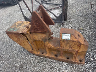 ICE 125 Sheet Pile Clamp Martillo pilón