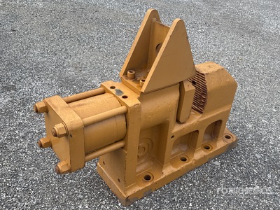 ICE 125 Sheet Pile Clamp Martillo pilón