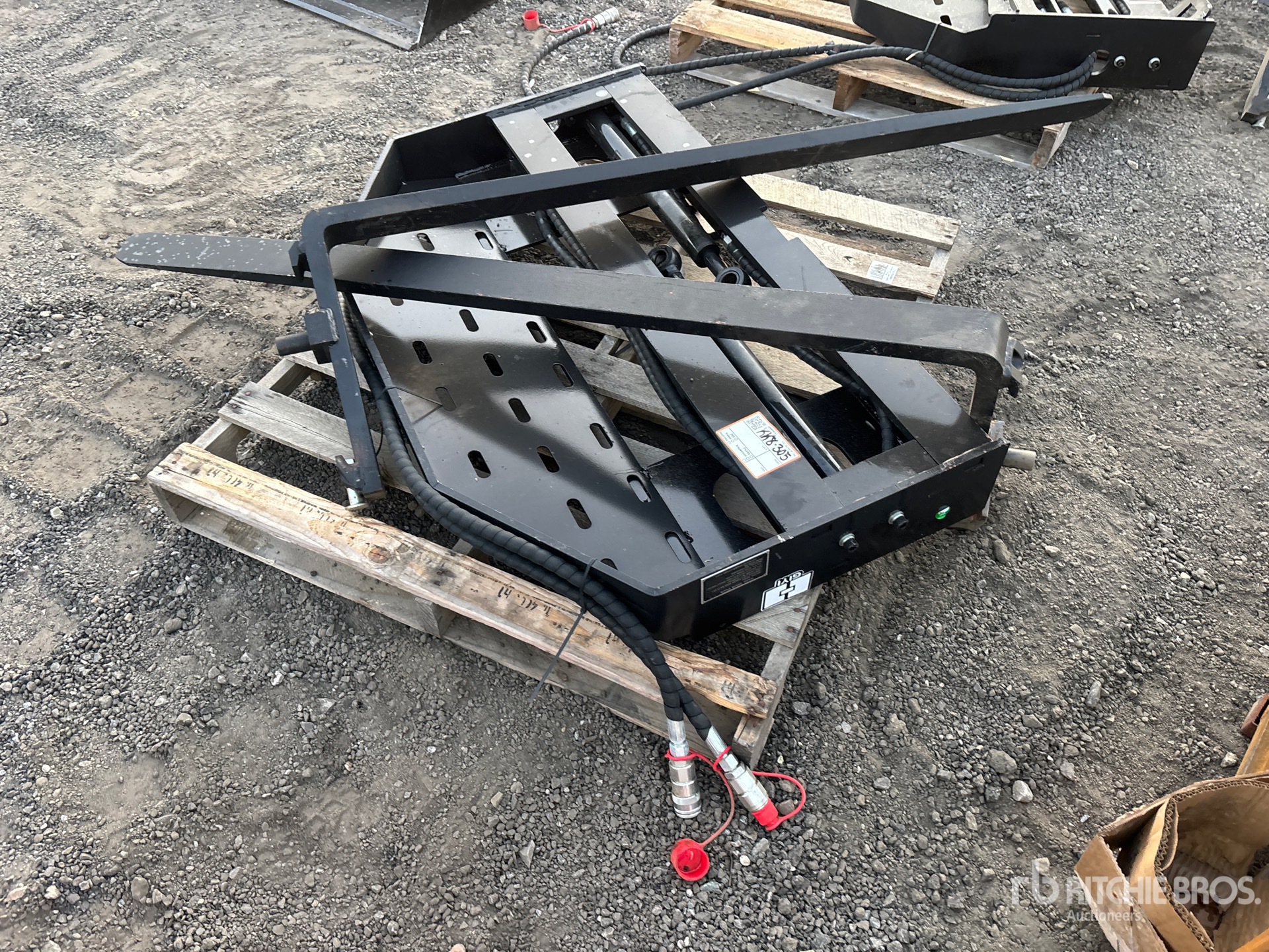 2026 GIYI GY-SF60 60 in Skid Steer Forks (Unused)