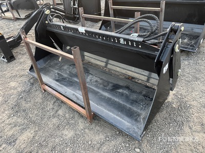 2026 GIYI GY-KH72 72 in Godet pour Skid Steer (Unused)