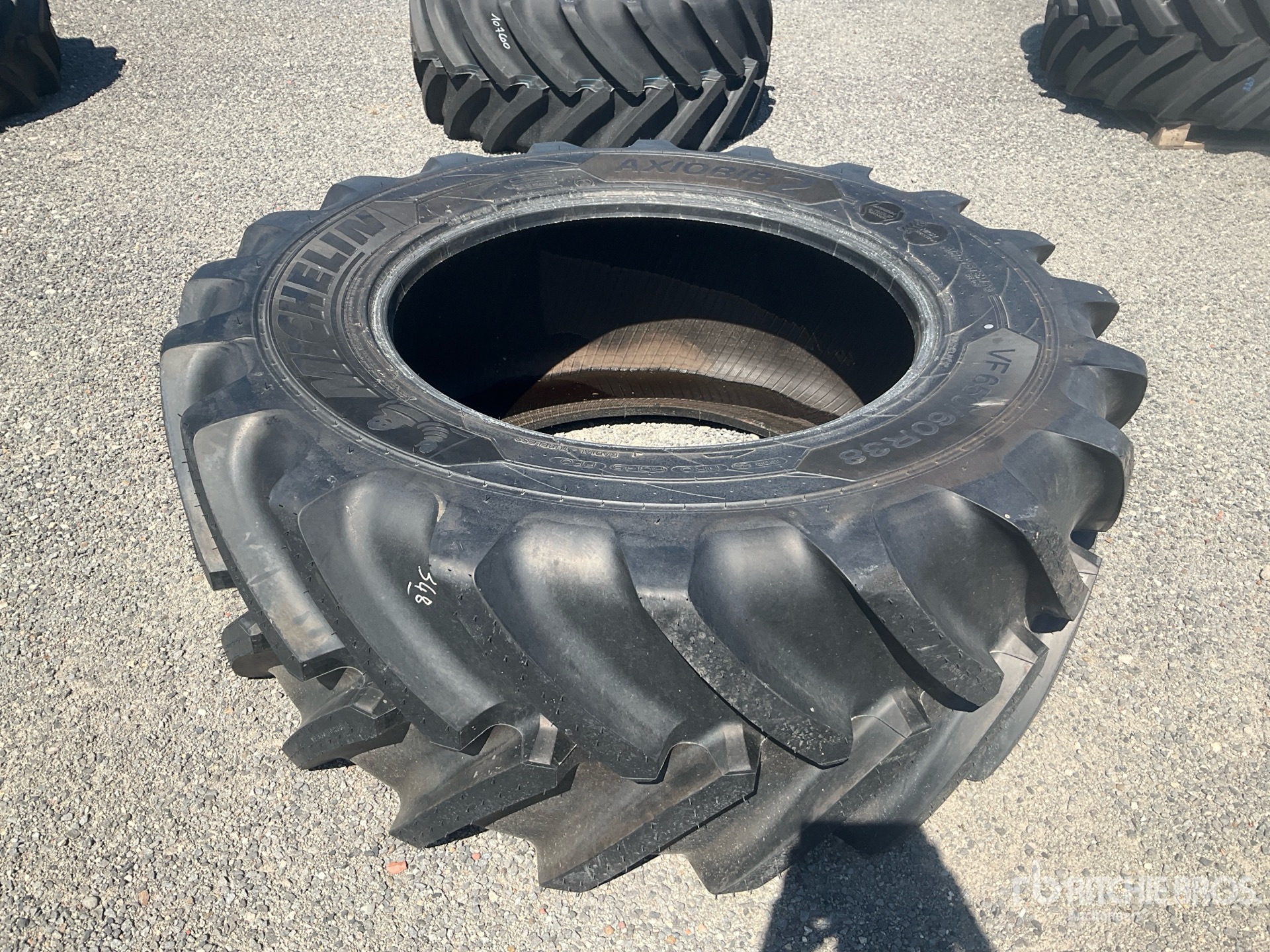 Quantity of (1) Michelin 170D/167E TL AXIOBIB 2 M VF 650/60R38 Tires