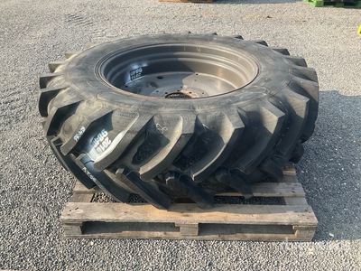 Quantity of (1) Mitas 20,8 R42 F Wheels