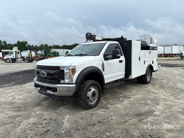 2018 Ford F-550 4x2 Service Truck