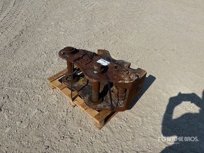 Hyd Coupler to fix JCB JS145W