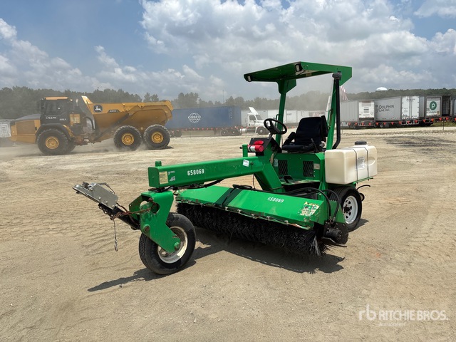 2014 Lay-Mor SM300 Self-Propelled Broom