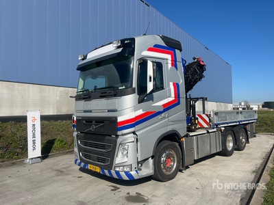 2021 HMF 3220K-RCS Knuckle Boom on 2021 Volvo FH420 6x2 Sleeper Truck Tractor w/Crane