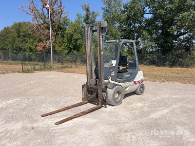 2000 Fenwick H35D 03 C 3500 kg Chariot Elevateur Wózek widłowy