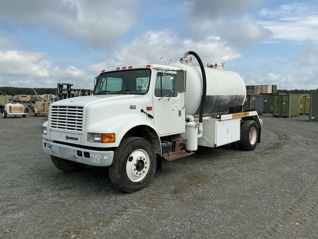 2001 International 4700 Fuel Truck