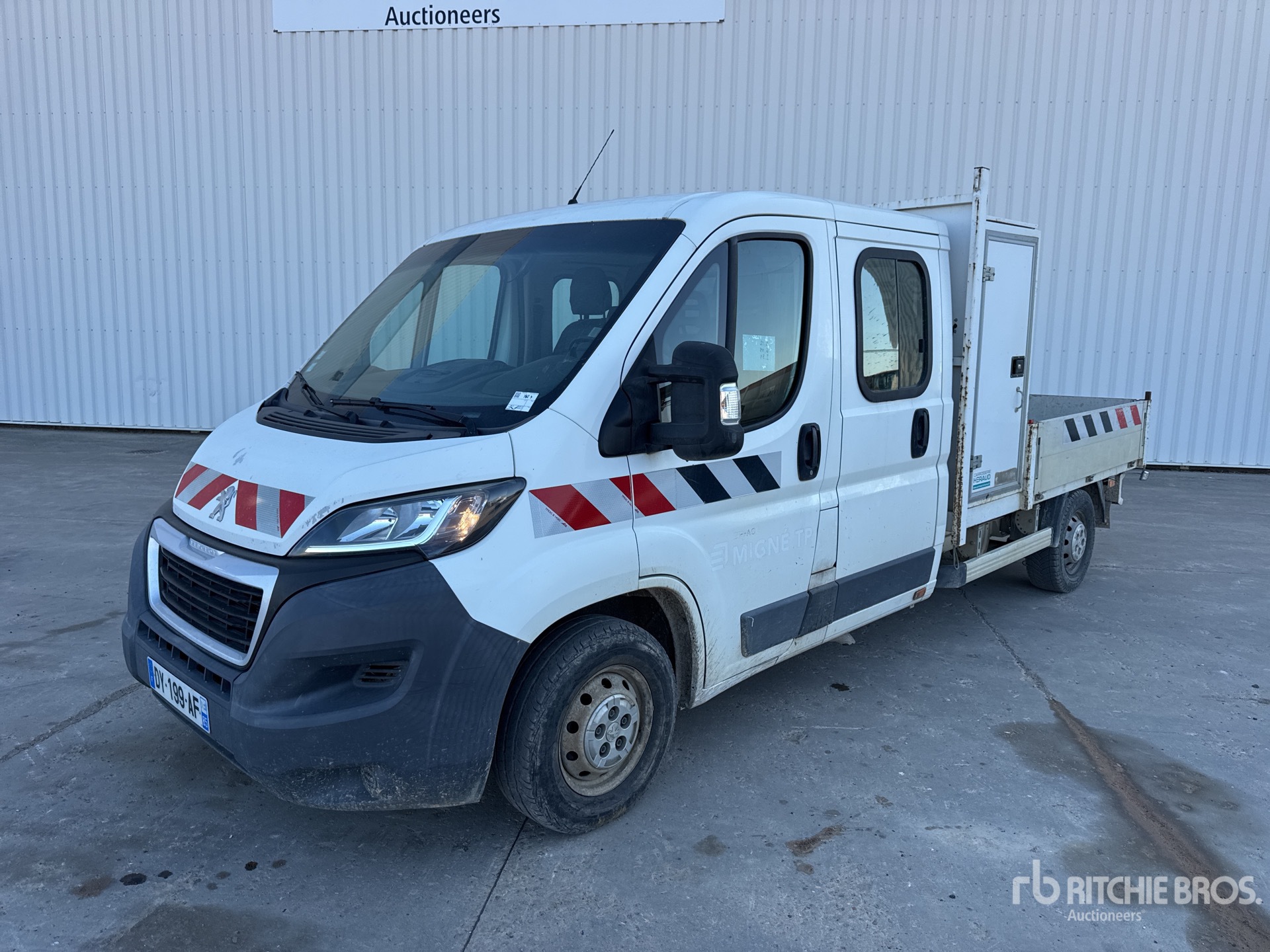 2015 Peugeot Boxer TP7 Crew Cab Camion Plateau Flatbed Truck
